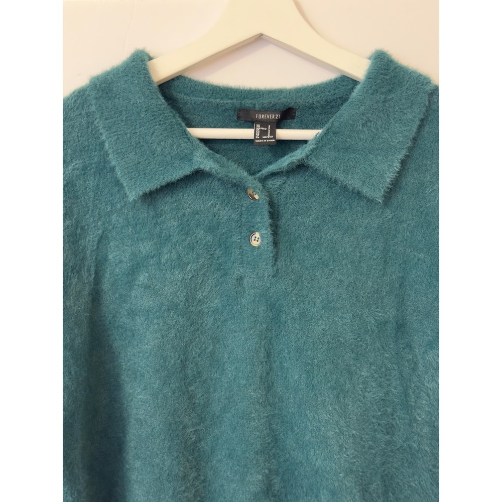 Forever 21  Long Sleeve Cropped Sweater Top Womens Teal Fuzzy Collared‎ Small